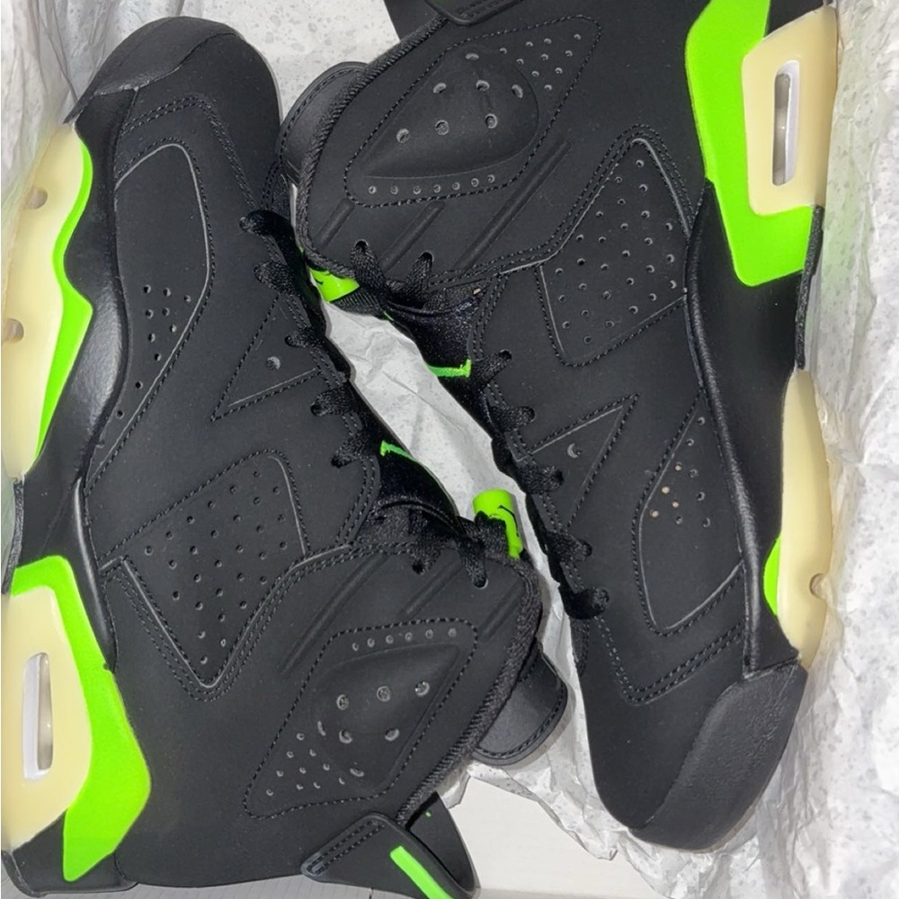 Black and Green Men's Sneakers